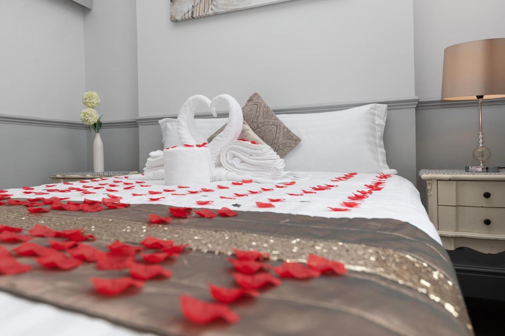 The Manor Hotel ランディドノー エクステリア 写真
